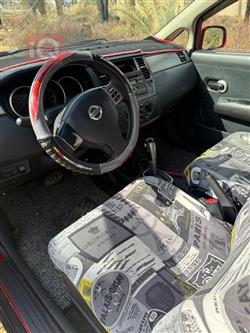 نيسان فيرسا